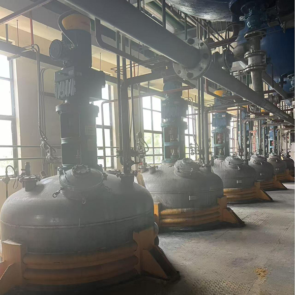 二手不銹鋼反應(yīng)釜容器